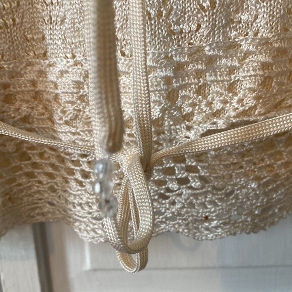 Handmade lace crochet blouse.  Gorgeous and intricate. - Picture 5 of 7